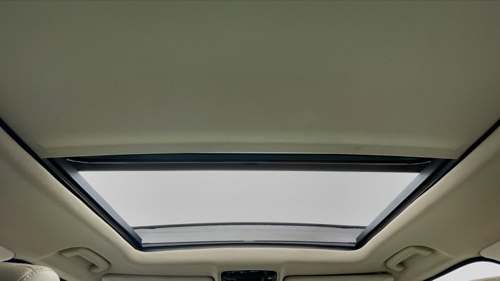 LAND ROVER RANGE ROVER SPORT-Interior Sunroof/Moonroof