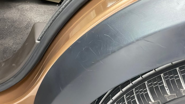 LAND ROVER RANGE ROVER SPORT-Quarter Panel LHS Scratch