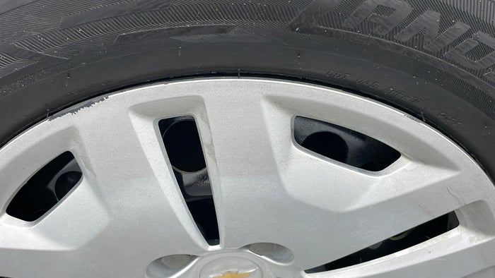 CHEVROLET MALIBU-Wheel Cap LHS Front Scratch