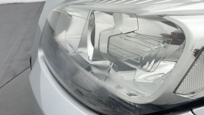 CHEVROLET MALIBU-Head Light LHS Fading