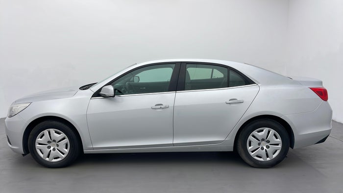 CHEVROLET MALIBU-Left Side View