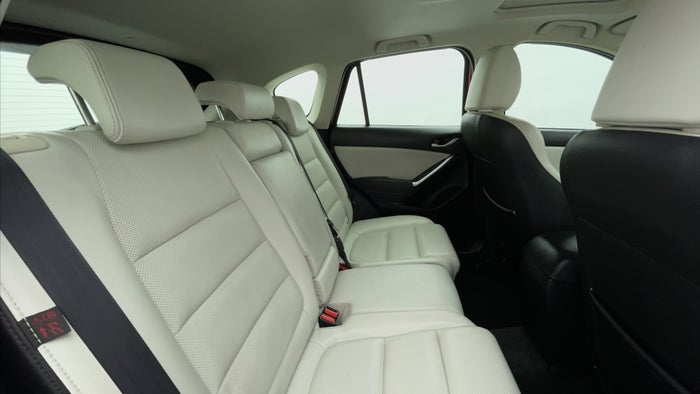 MAZDA CX 5-Right Side Door Cabin View