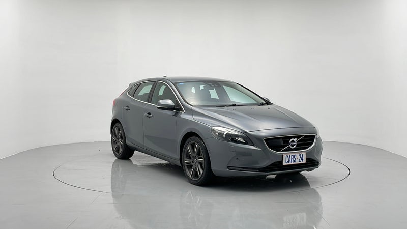 2015 Volvo V40