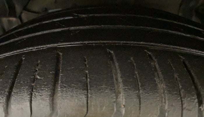 2018 Maruti S Cross ZETA 1.3 SHVS, Diesel, Manual, 58,035 km, Left Front Tyre Tread