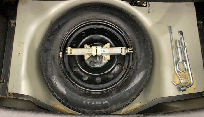 2016 Maruti Swift VXI, Petrol, Manual, 60,812 km, Spare Tyre