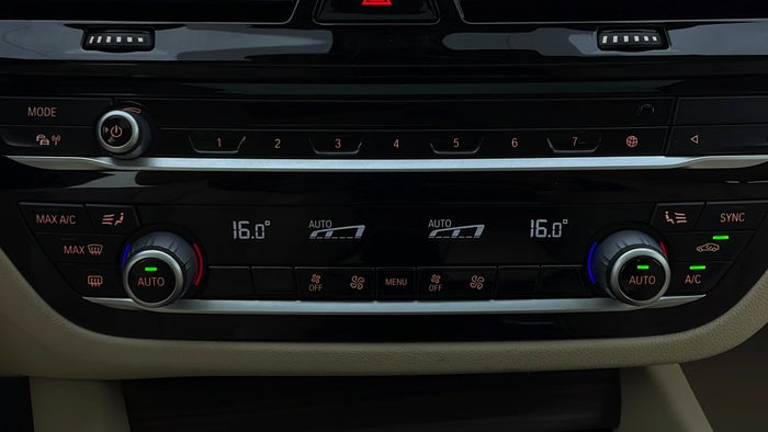 BMW 520I-Automatic Climate Control