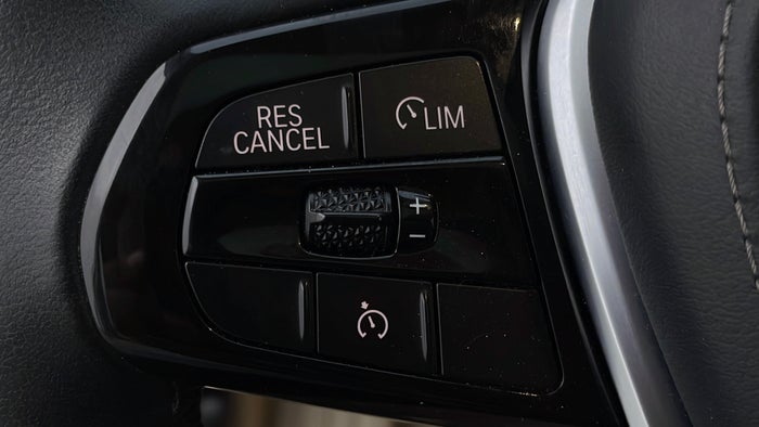BMW 520I-Cruise Control