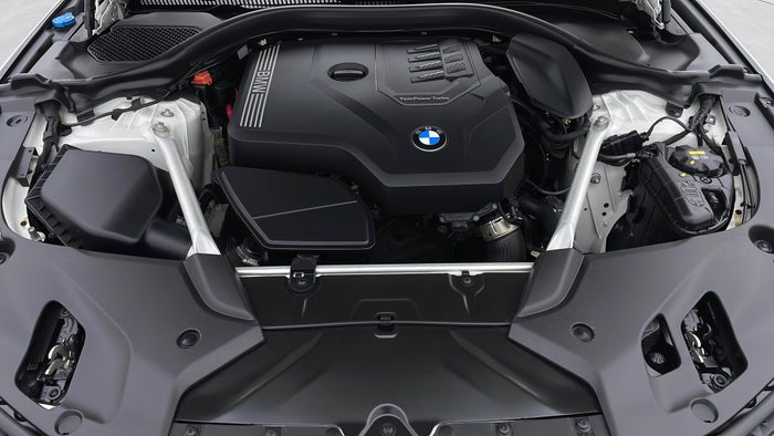 BMW 520I-Engine Bonet View