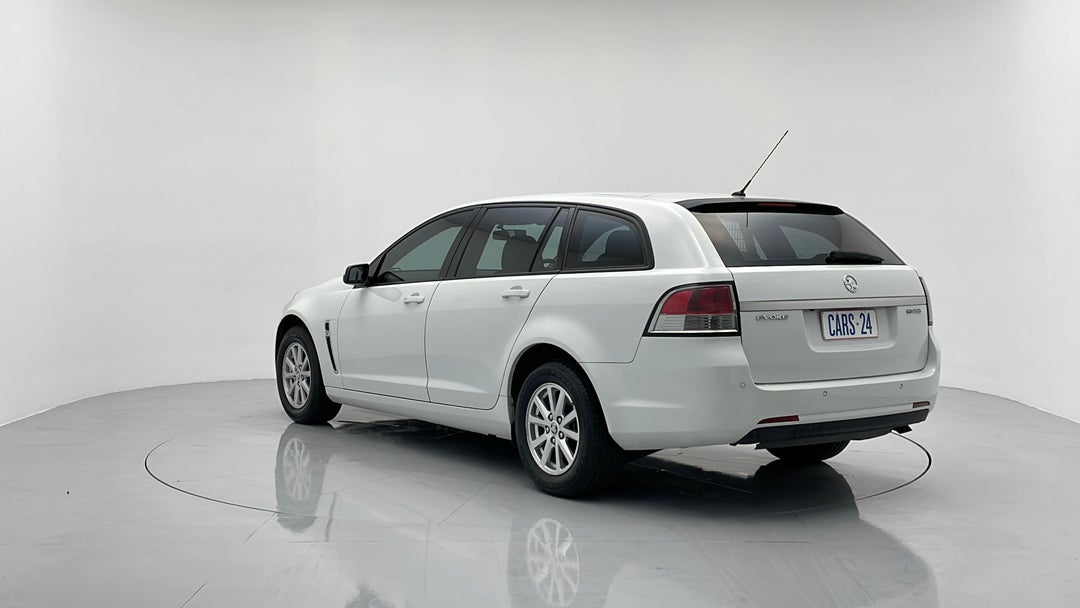 Left Back Diagonal (45- Degree) View