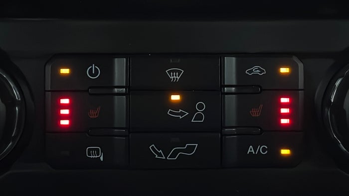 FORD F 150-Heated Seats