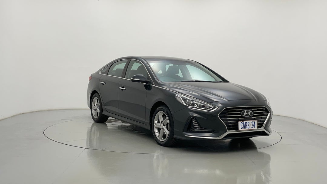 Right Front Diagonal (45- Degree) View