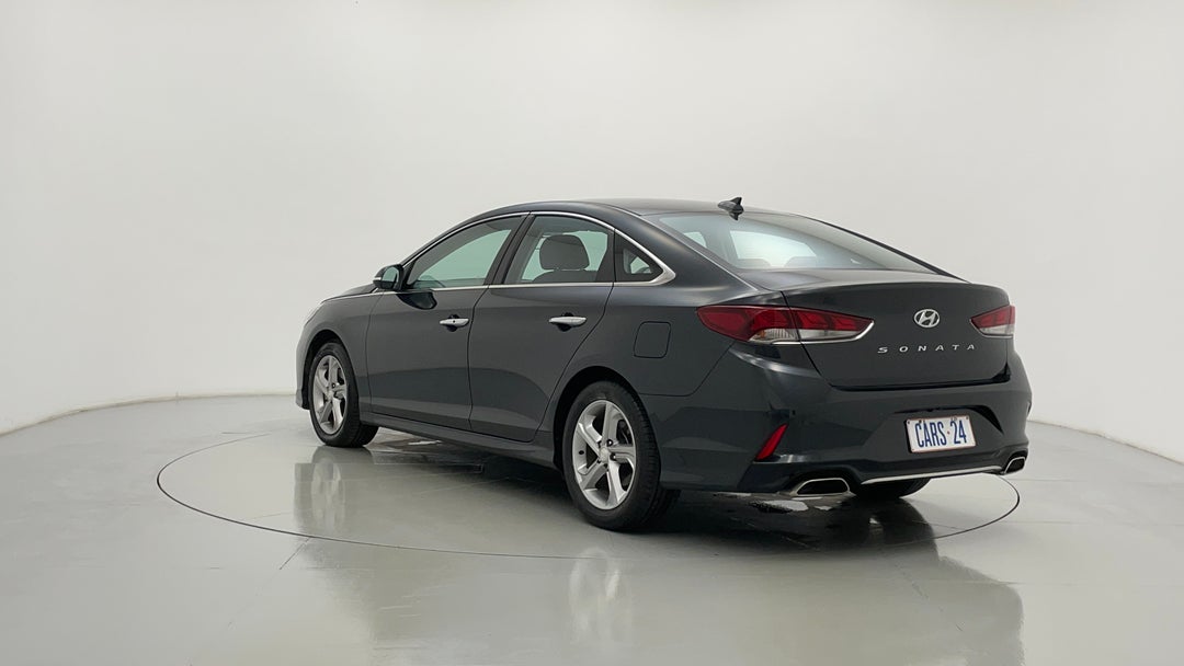 Left Back Diagonal (45- Degree) View