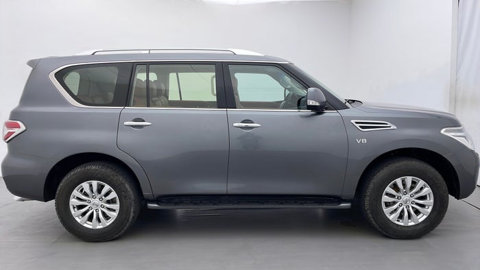 NISSAN PATROL-Right Side View