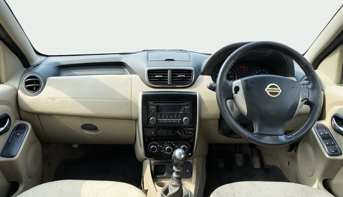 2013 Nissan Terrano XV 110 DIESEL, Diesel, Manual, 81,015 km, Dashboard