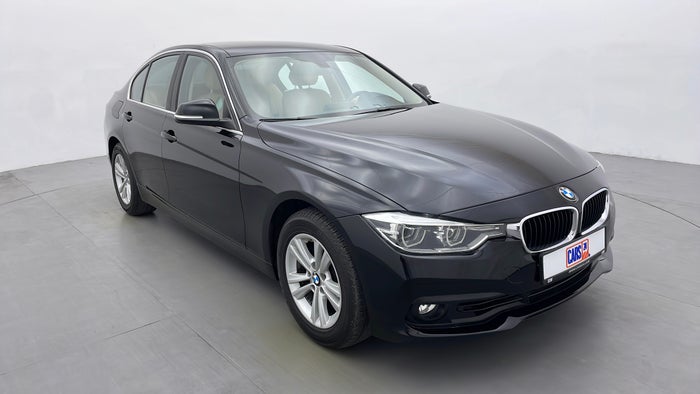 BMW 318I-Right Front Diagonal (45- Degree) View