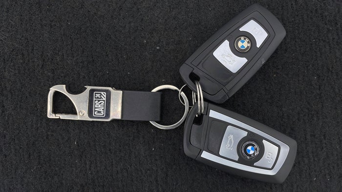 BMW 318I-Key Close-up