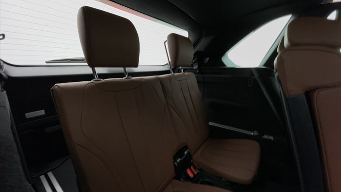BMW X5-Third Seat Row