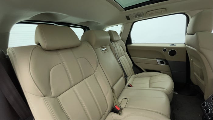 LAND ROVER RANGE ROVER SPORT-Right Side Door Cabin View