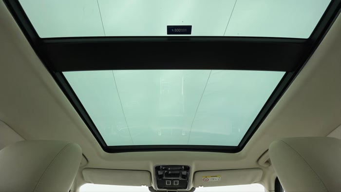LAND ROVER RANGE ROVER SPORT-Interior Sunroof/Moonroof