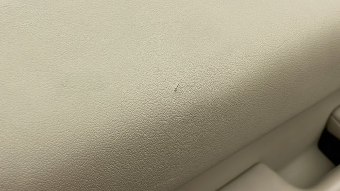 LAND ROVER RANGE ROVER SPORT-Door Interior LHS front Fabric torn
