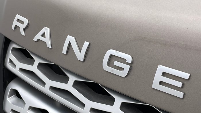 LAND ROVER RANGE ROVER SPORT-Monogram/Logo Front Chrome Chipped
