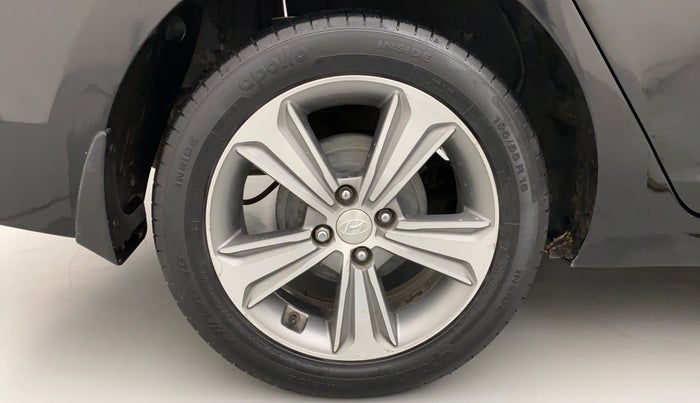 2018 Hyundai Verna 1.6 SX (O) CRDI MT, Diesel, Manual, 65,279 km, Right Rear Wheel