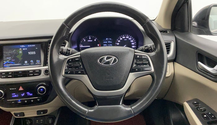 2018 Hyundai Verna 1.6 SX (O) CRDI MT, Diesel, Manual, 65,279 km, Steering Wheel Close Up