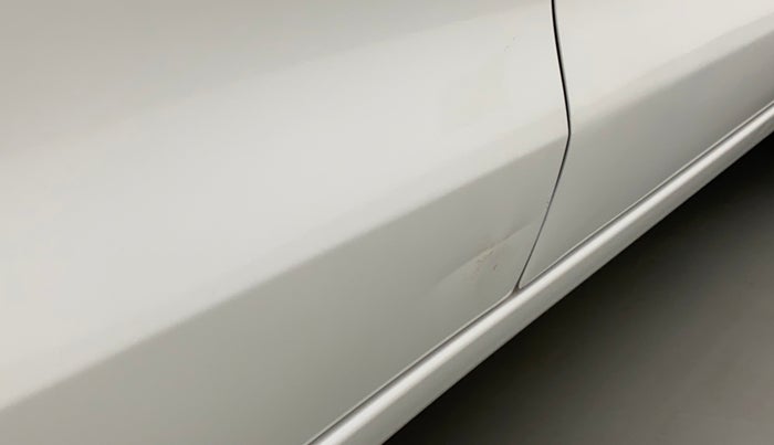 2018 Maruti Swift ZXI PLUS, Petrol, Manual, 60,852 km, Right rear door - Slightly dented