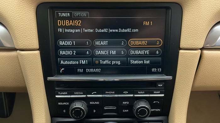 PORSCHE CAYMAN-Infotainment System
