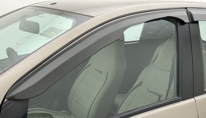 2019 Datsun Redi Go A, Petrol, Manual, 37,928 km, Front passenger door - Door visor damaged