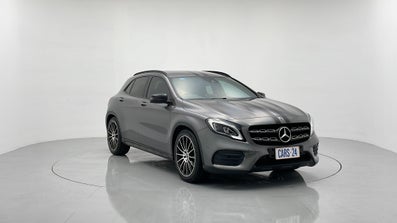 2017 Mercedes-benz GLA 180 Automatic, 66k km Petrol Car