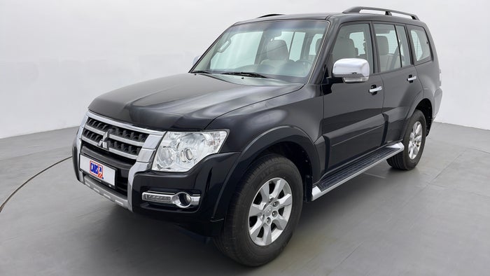 MITSUBISHI PAJERO-Left Front Diagonal (45- Degree) View