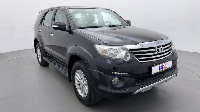 TOYOTA FORTUNER-Right Front Diagonal (45- Degree) View