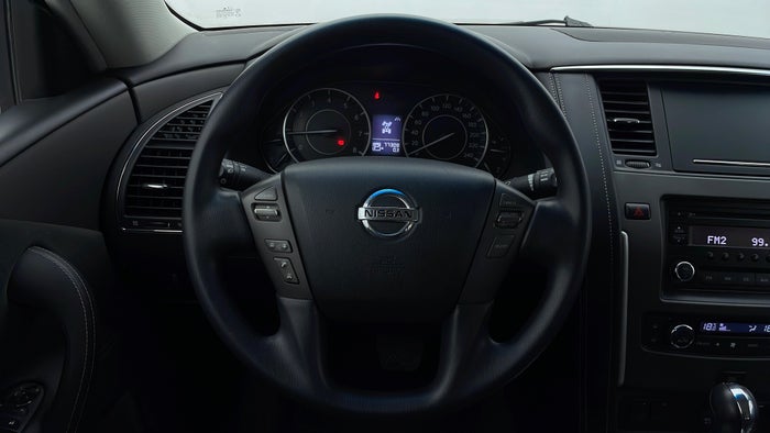 NISSAN PATROL-Steering Wheel Close-up