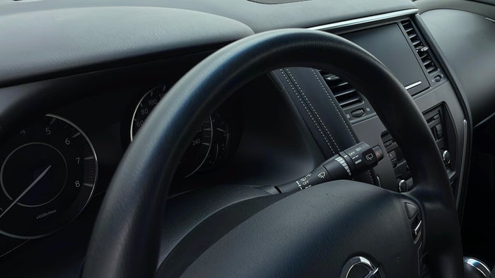 NISSAN PATROL-Steering Wheel Trim Scratch