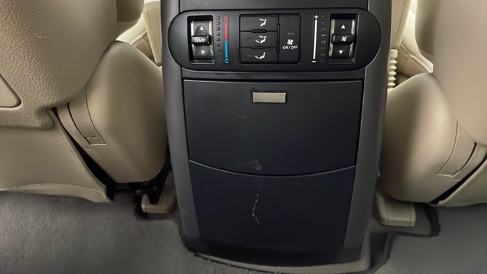 KIA MOHAVE-Centre Console Trim Scratch