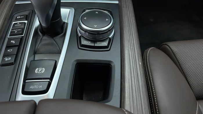 BMW X5-Centre Console Trim Scratch