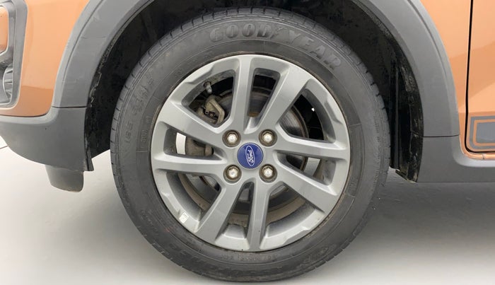 2018 Ford FREESTYLE TITANIUM PLUS 1.2 PETROL, Petrol, Manual, 27,772 km, Left Front Wheel