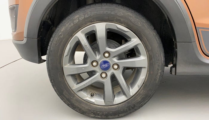 2018 Ford FREESTYLE TITANIUM PLUS 1.2 PETROL, Petrol, Manual, 27,772 km, Right Rear Wheel