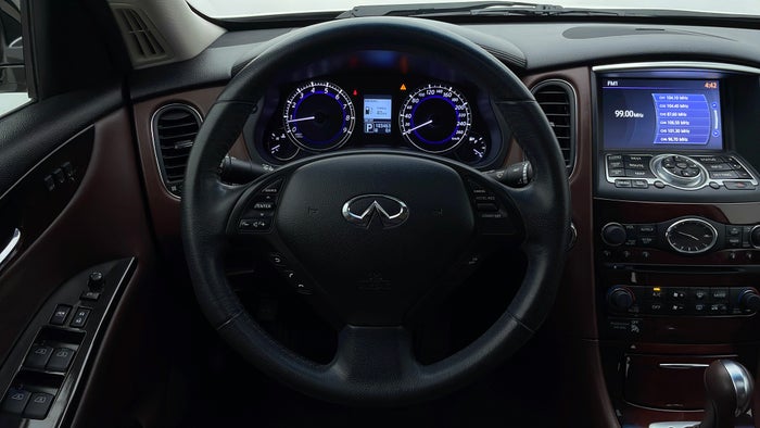 INFINITI QX50-Steering Wheel Close-up