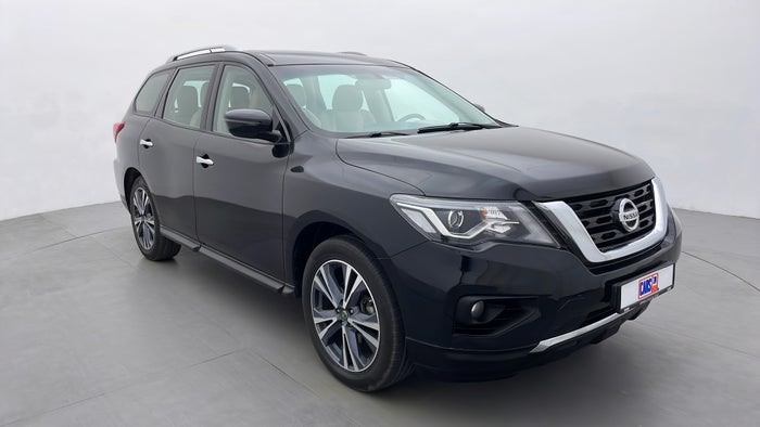 NISSAN PATHFINDER-Right Front Diagonal (45- Degree) View