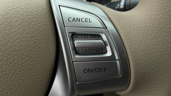 NISSAN ALTIMA-Cruise Control
