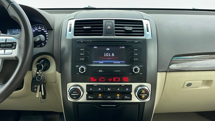 KIA MOHAVE-Center Console