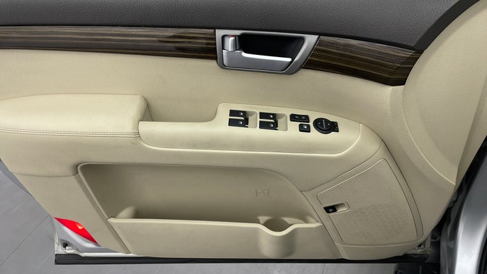 KIA MOHAVE-Driver Side Door Panels Controls