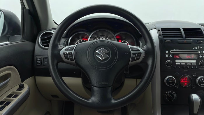 SUZUKI GRAND VITARA-Steering Wheel Close-up