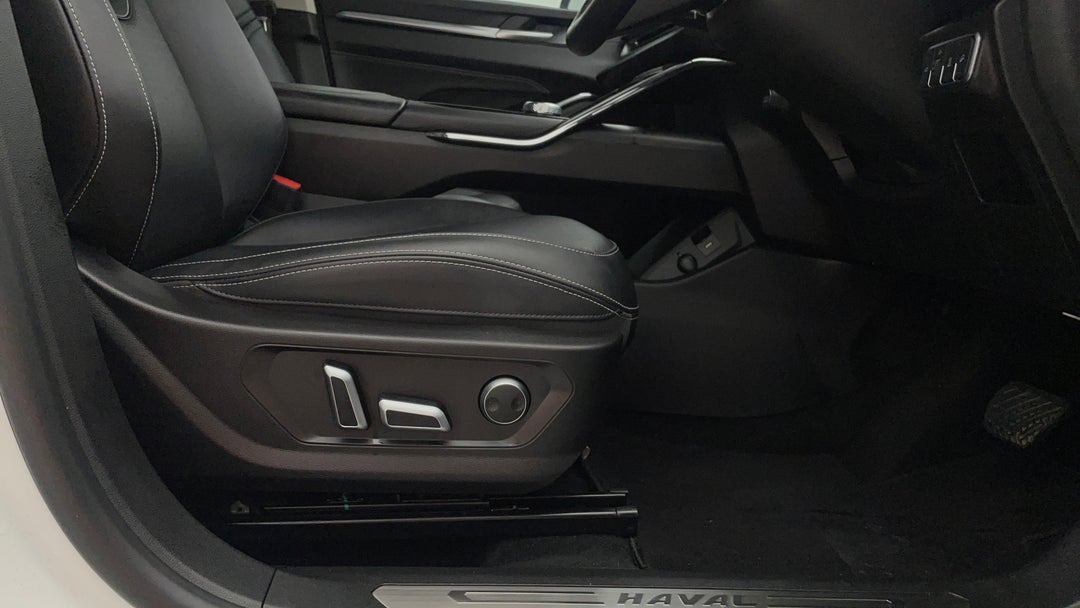 2022 GWM Haval H6 Ultra, Automatic, 23082 km, Drivers Side Adjustment Panel