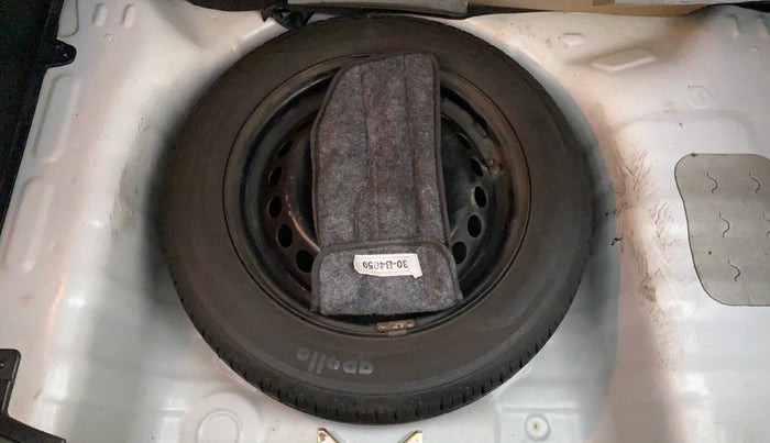 2015 Hyundai Grand i10 MAGNA 1.2 KAPPA VTVT, Petrol, Manual, 16,097 km, Spare Tyre