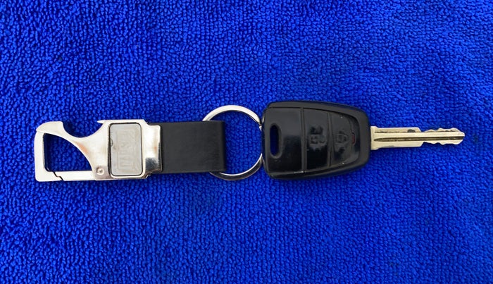 2015 Hyundai Grand i10 MAGNA 1.2 KAPPA VTVT, Petrol, Manual, 16,097 km, Key Close Up