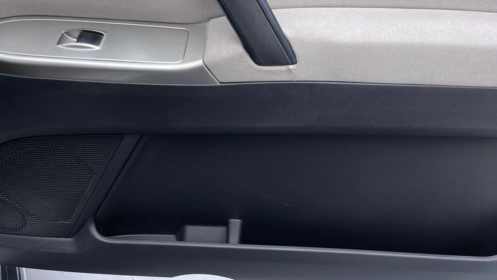 MITSUBISHI PAJERO-Door Interior RHS front Fabric torn