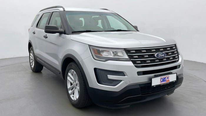 2016 FORD EXPLORER-Right Front Diagonal (45- Degree) View